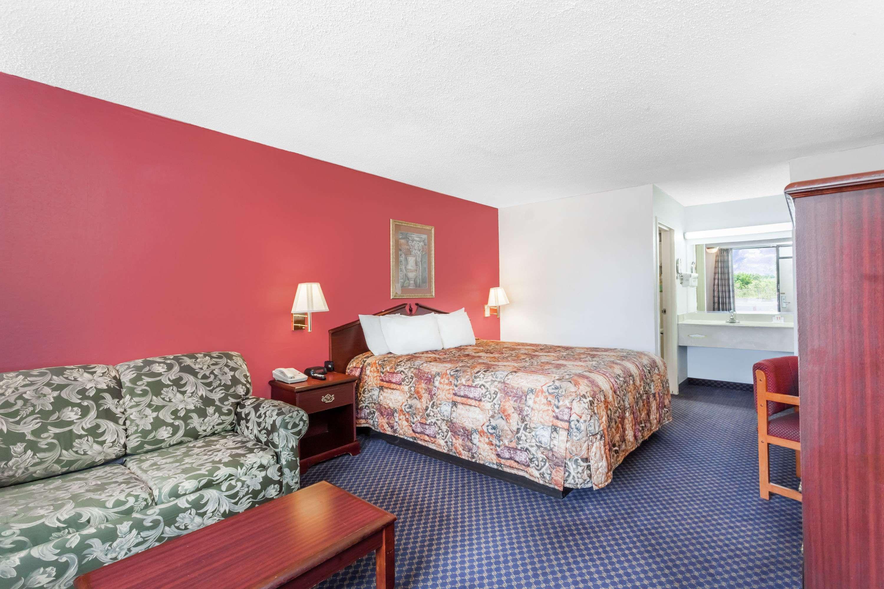 Days Inn By Wyndham Martin Exterior foto